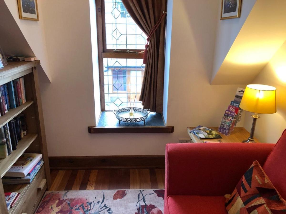 The Tower, Moray Firth Holiday Home Kinloss Eksteriør bilde
